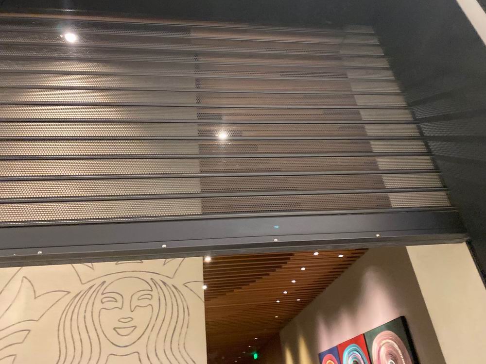 铝合金水晶卷帘门